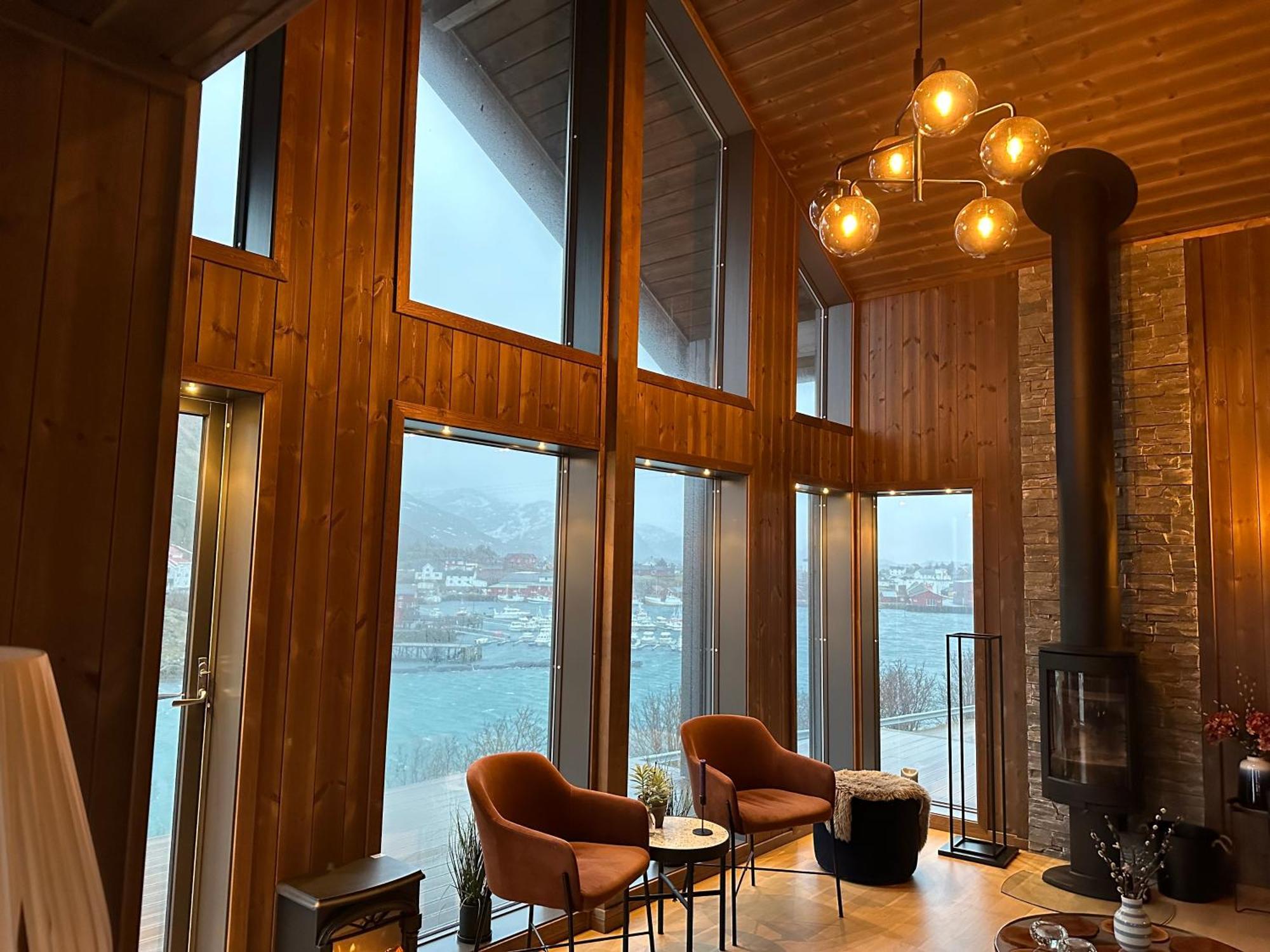 Superior Cabin Ballstad Lofoten Bagian luar foto