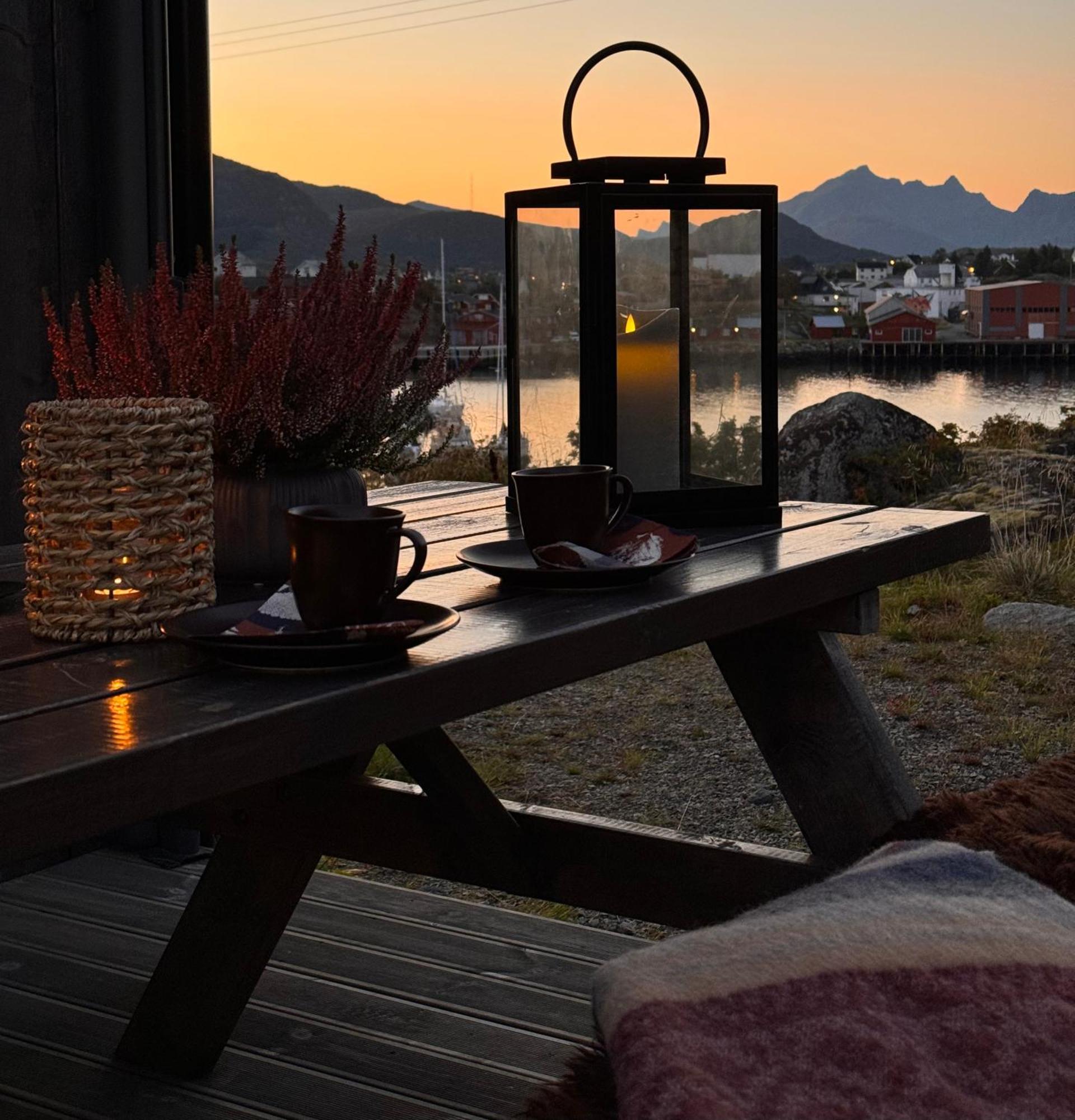Superior Cabin Ballstad Lofoten Bagian luar foto