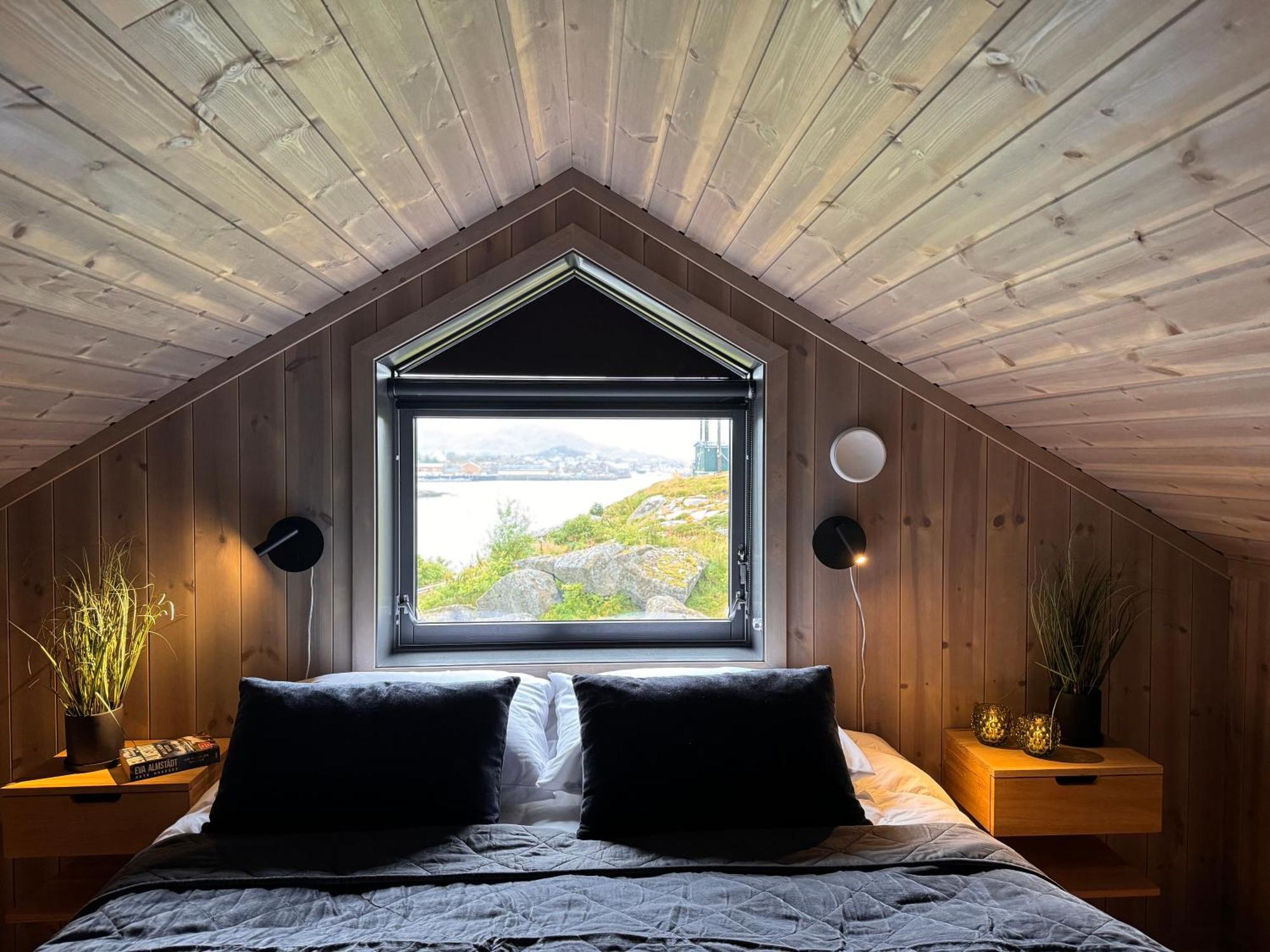 Superior Cabin Ballstad Lofoten Bagian luar foto